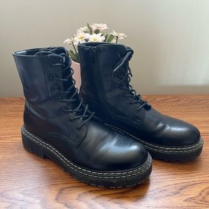 Steve Madden “Buffy” Combat Boots. SIZE 39
